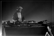 NIK_82762-N-B The Herbaliser Live Band 21-10-2018 (Zz) (p)